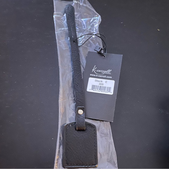 NWT “K•Carroll” Bag Tag for Monogram Letter “E” Black Bag Tag with “Tan” Letter - Picture 2 of 7